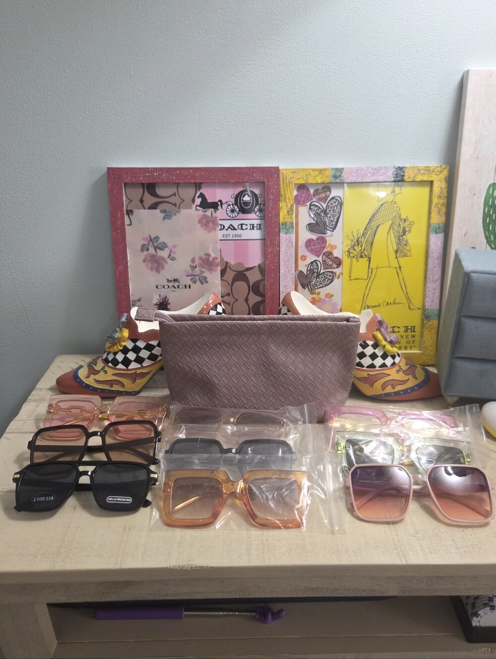 (BUY NOW)Pink Woven Cosmetic Pouch, With 9 Pairs Of Sunglasses, NWOT
